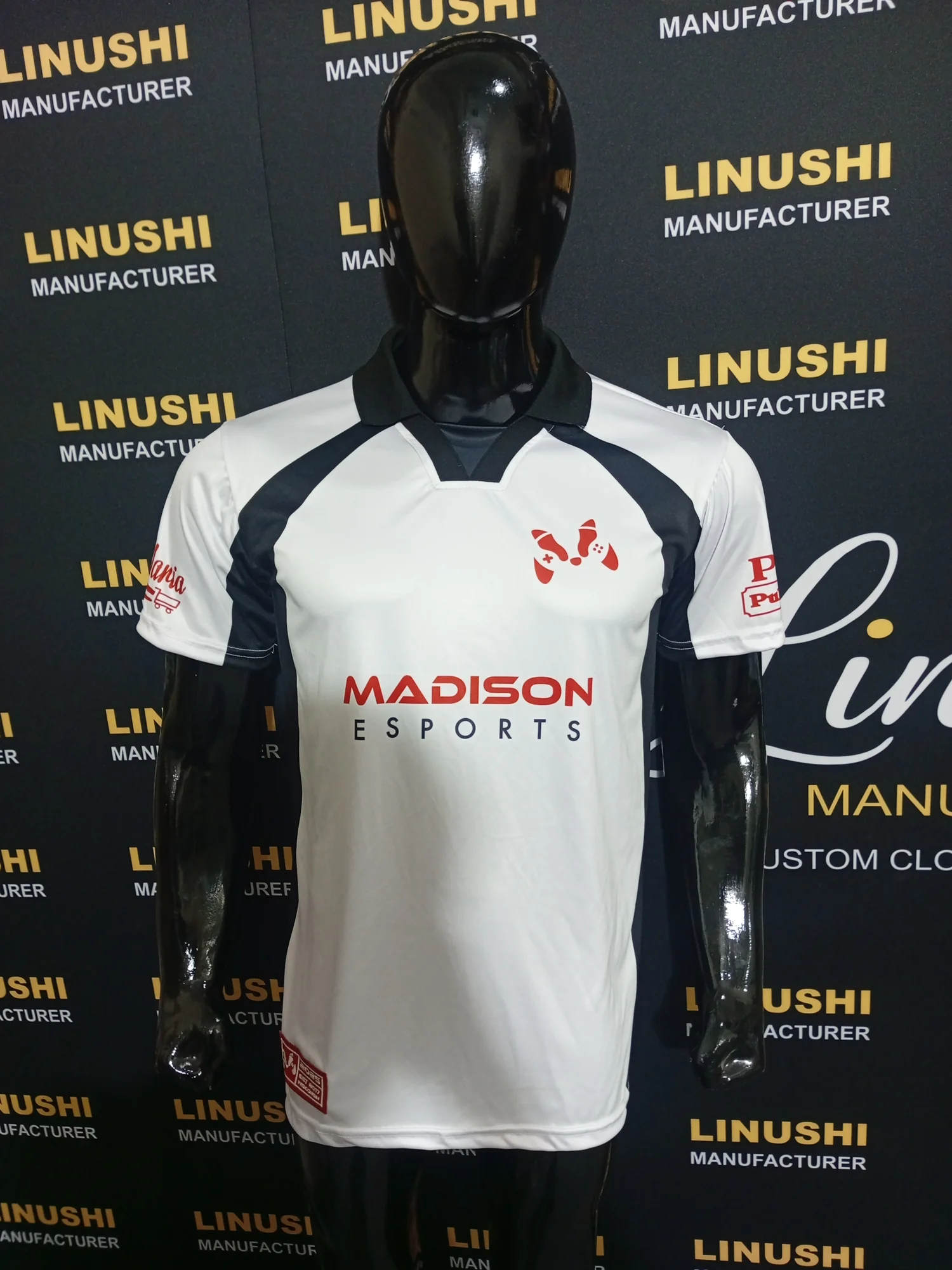 Custom sublimated esports jersey made by Linushi Manufacturer